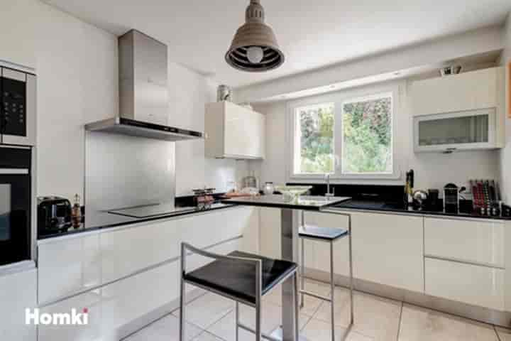 4 bedrooms other for sale in Marseille, France