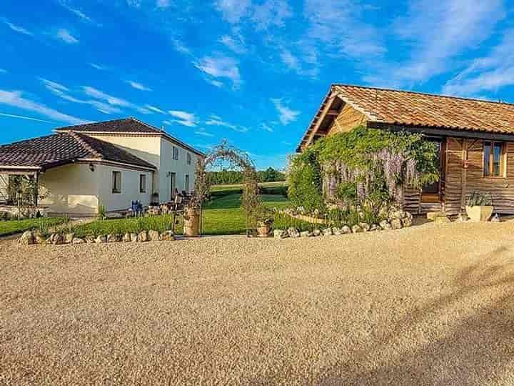 4 bedrooms house for sale in  France