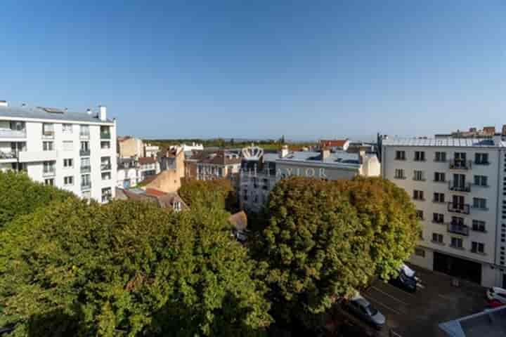 2 bedrooms other for sale in Saint-Germain-en-Laye, France