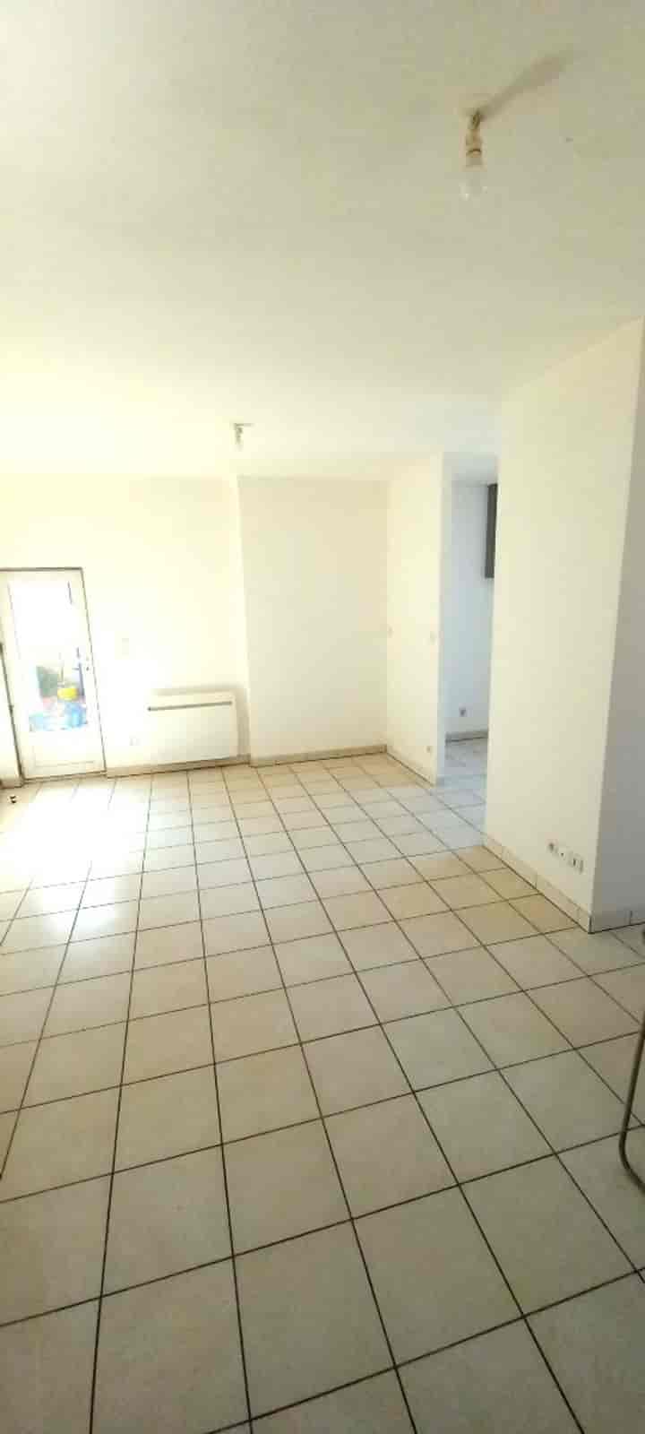 2 bedrooms other for sale in Crosmieres, France