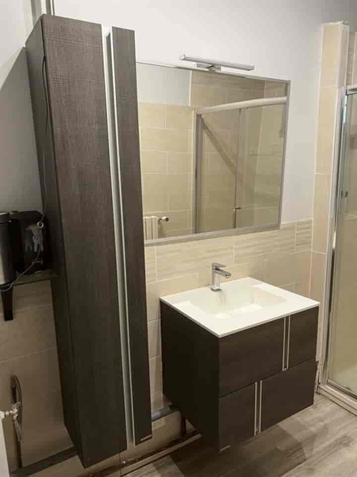 5 bedrooms house for sale in Barsac, France