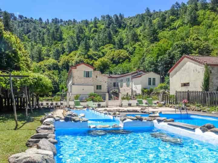 17 bedrooms house for sale in Ales, France