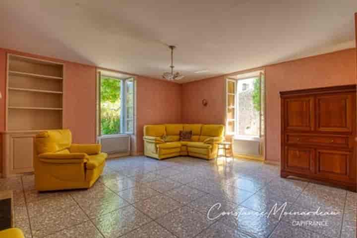 4 bedrooms house for sale in Fontenay-le-Comte, France