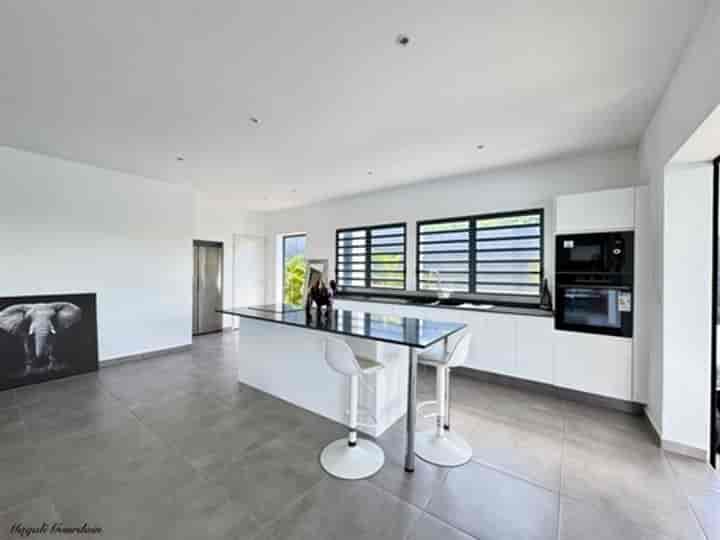 3 bedrooms house for sale in Saint-Francois, France