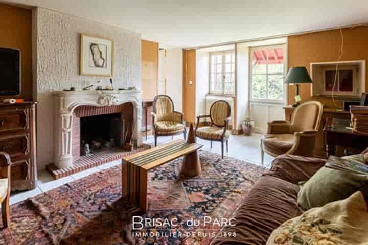 8 bedrooms house for sale in Recey-sur-Ource, France