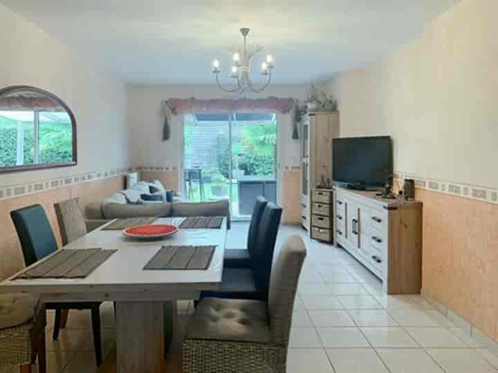 4 bedrooms house for sale in Bouguenais, France