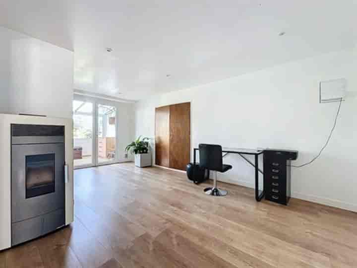 5 bedrooms house for sale in Presilly, France