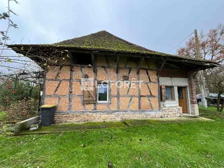 2 bedrooms other for sale in Louhans, France