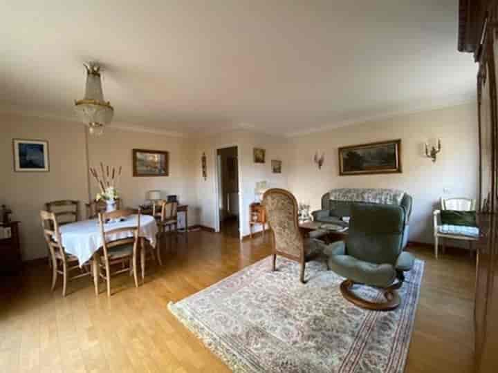 2 bedrooms apartment for sale in Caen, France