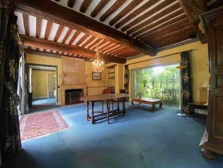 8 bedrooms house for sale in Cambremer, France