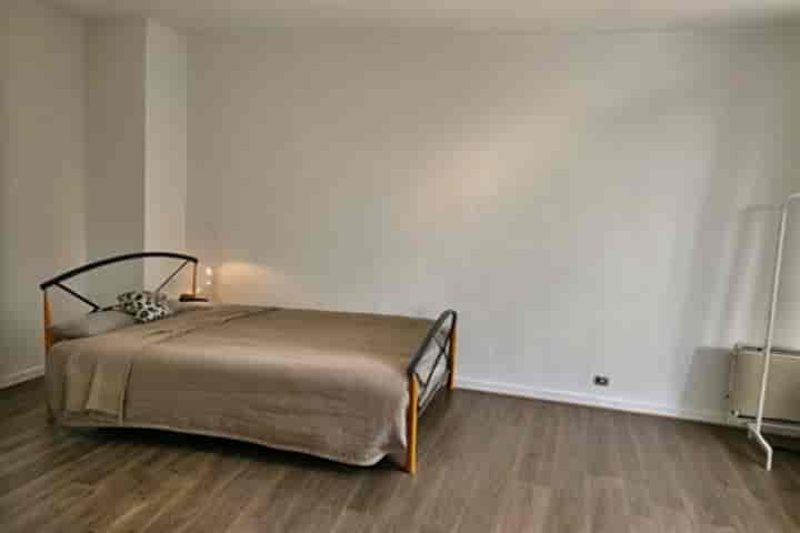 Apartment for sale in Chatillon, France