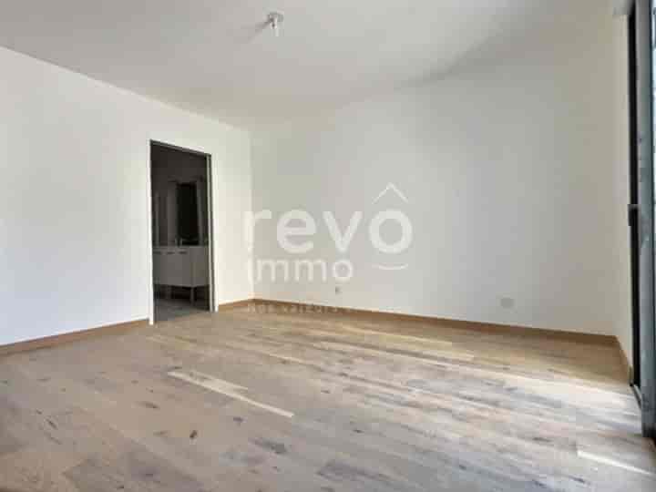 3 bedrooms apartment for sale in Lyon 6eme, France