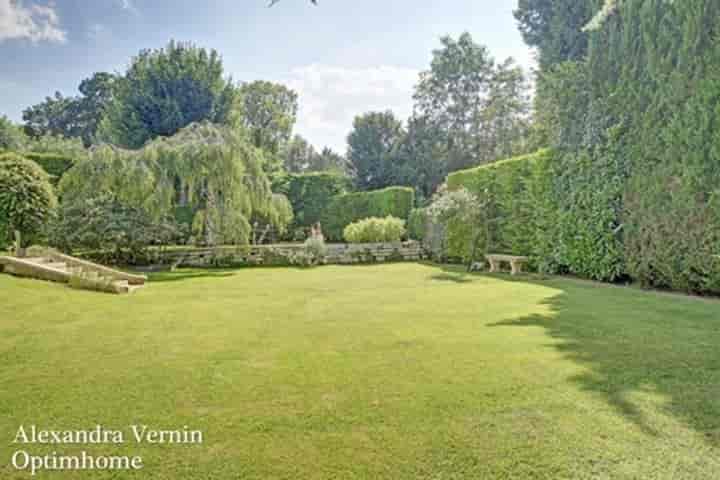 6 bedrooms house for sale in Saint-Germain-en-Laye, France