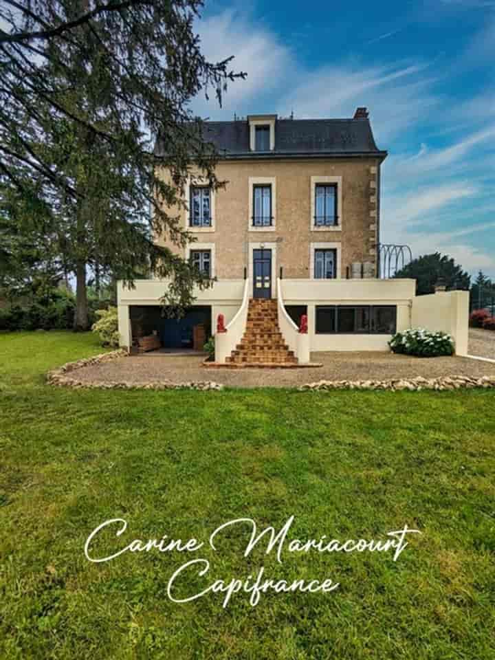 5 bedrooms house for sale in Saint-Maixent-lEcole, France