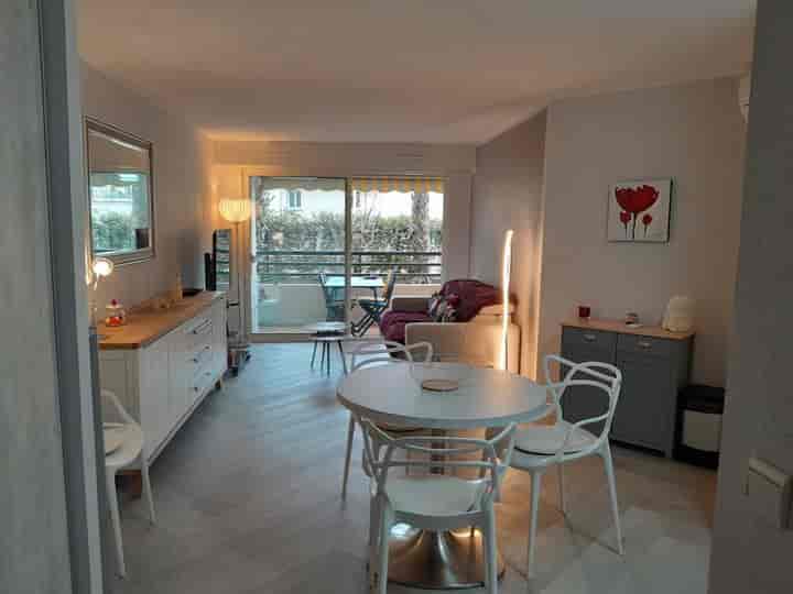 1 bedroom house for sale in st raphael, France