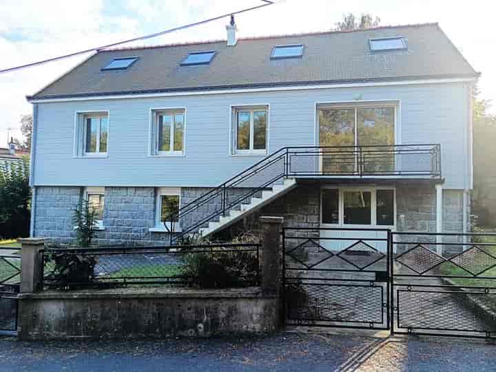 7 bedrooms house for sale in pontivy, France