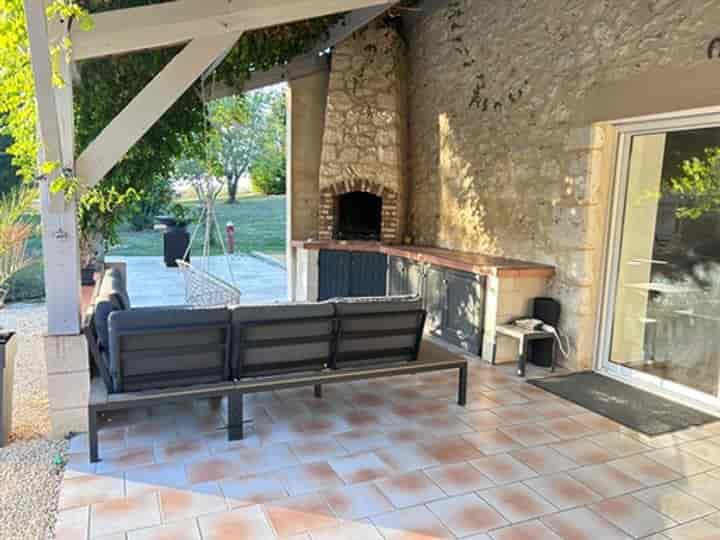 5 bedrooms house for sale in Pujols, France