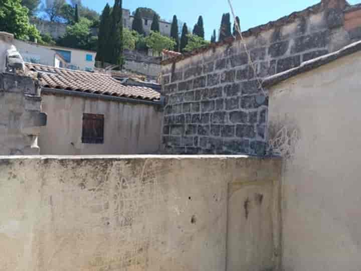 Building for sale in Sommieres, France