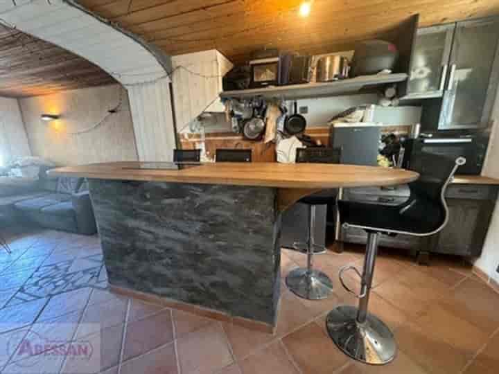 2 bedrooms apartment for sale in Montpellier, France