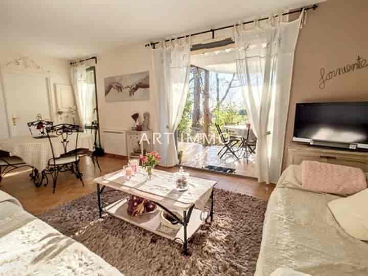 2 bedrooms apartment for sale in Saumane, France