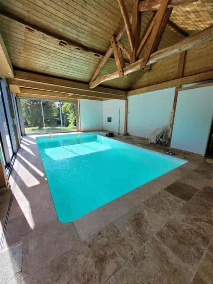 7 bedrooms house for sale in Damazan, France