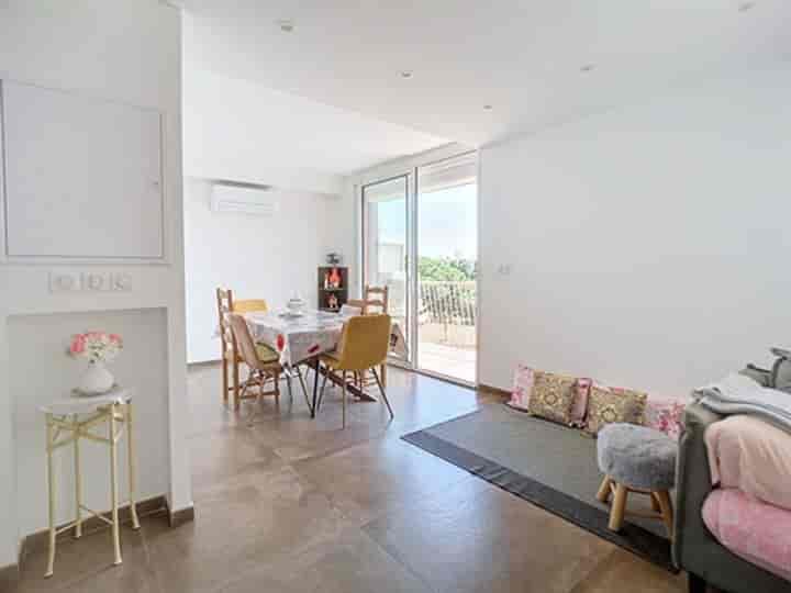 2 bedrooms apartment for sale in Saint-Raphael, France