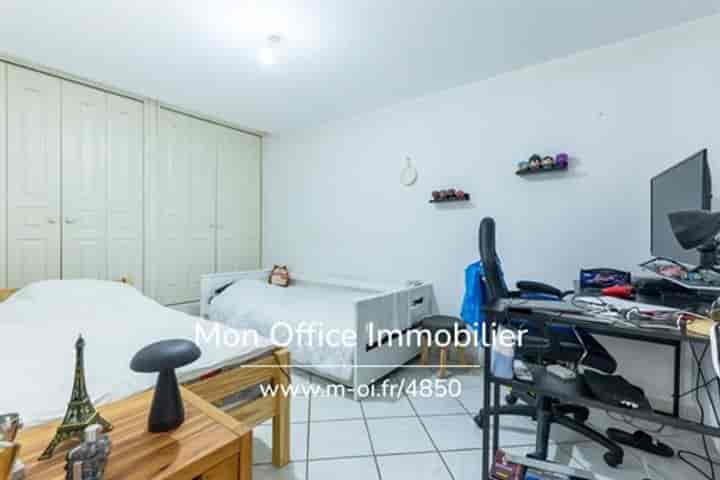 2 bedrooms apartment for sale in La Ciotat, France