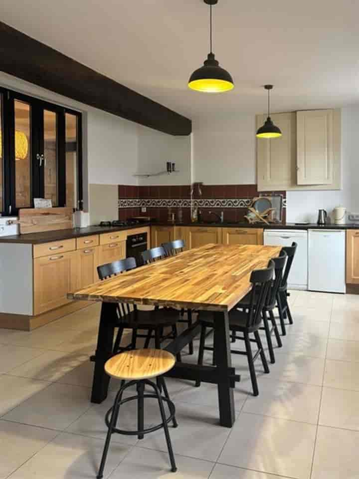 5 bedrooms house for sale in Bazarnes, France