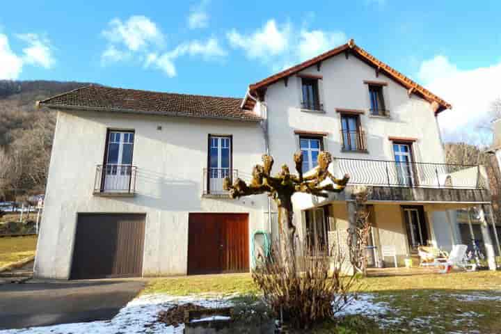 5 bedrooms house for sale in aurillac, France