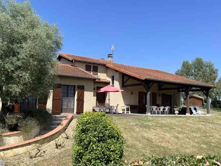 5 bedrooms house for sale in  France