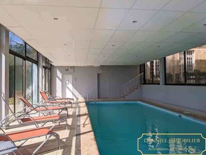 21 bedrooms house for sale in Crecy-la-Chapelle, France