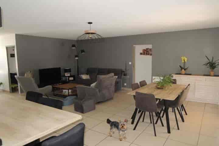 3 bedrooms house for sale in Saint-Quentin-la-Poterie, France