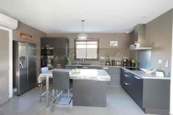 3 bedrooms house for sale in Palaja, France