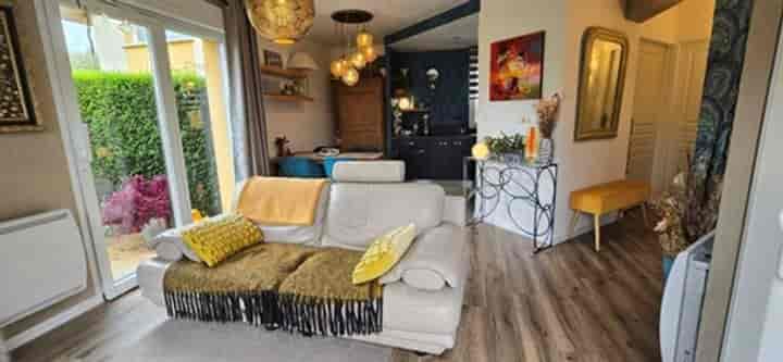 1 bedroom house for sale in Baccarat, France