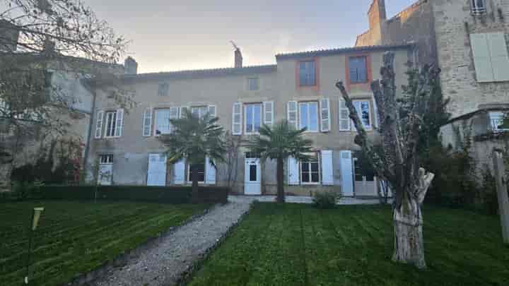 6 bedrooms house for sale in le dorat, France