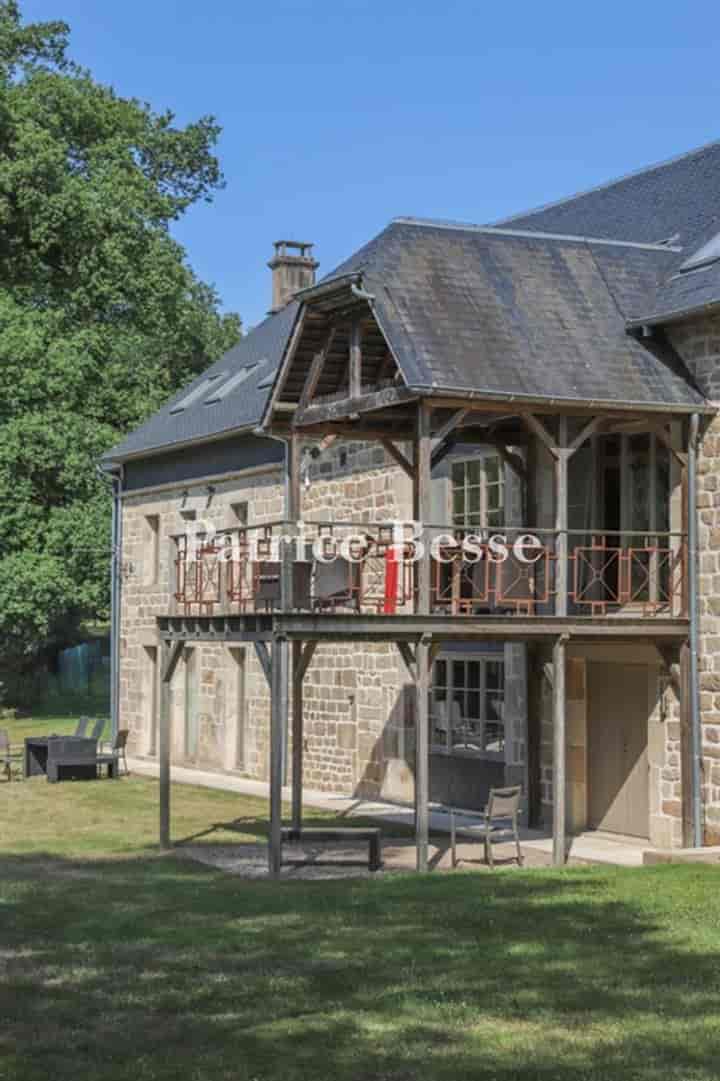 10 bedrooms other for sale in Peyrelevade, France