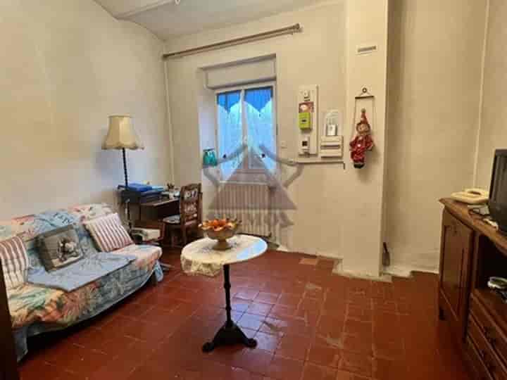 1 bedroom house for sale in Allegre-les-Fumades, France