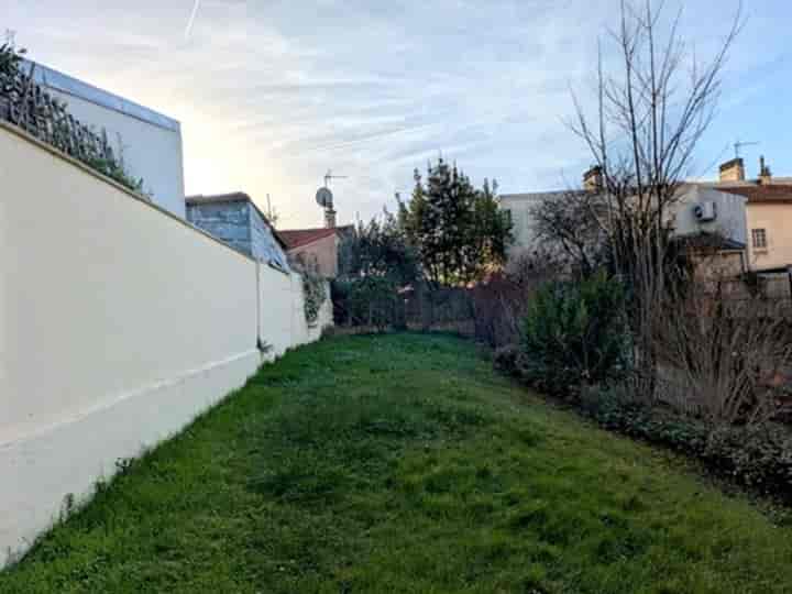 3 bedrooms apartment for sale in Montreuil, France