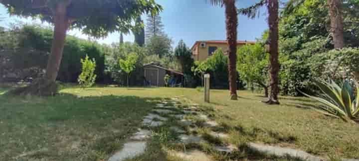 2 bedrooms house for sale in Prades, France