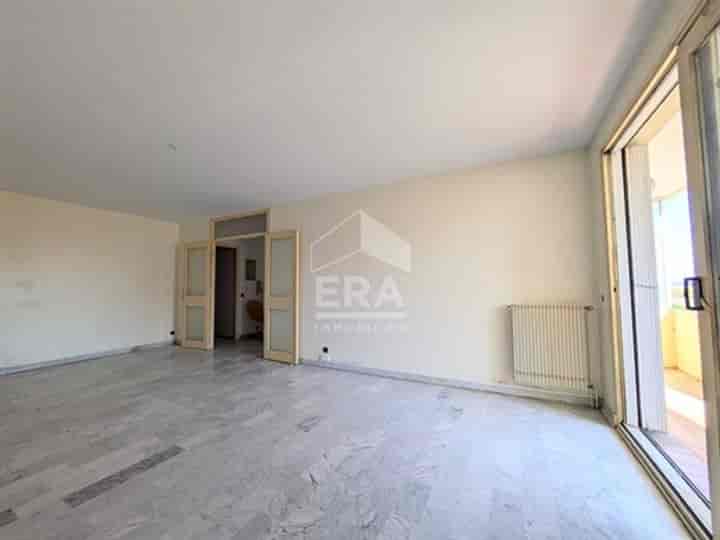 2 bedrooms other for sale in Perpignan, France