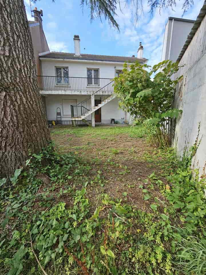 5 bedrooms house for sale in nantes, France