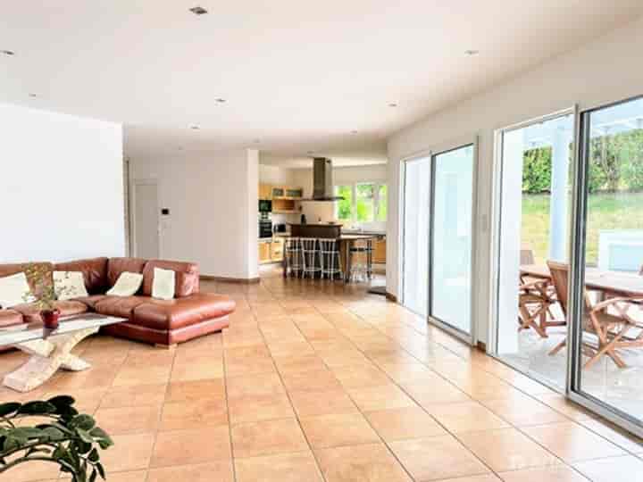 4 bedrooms house for sale in Urt, France