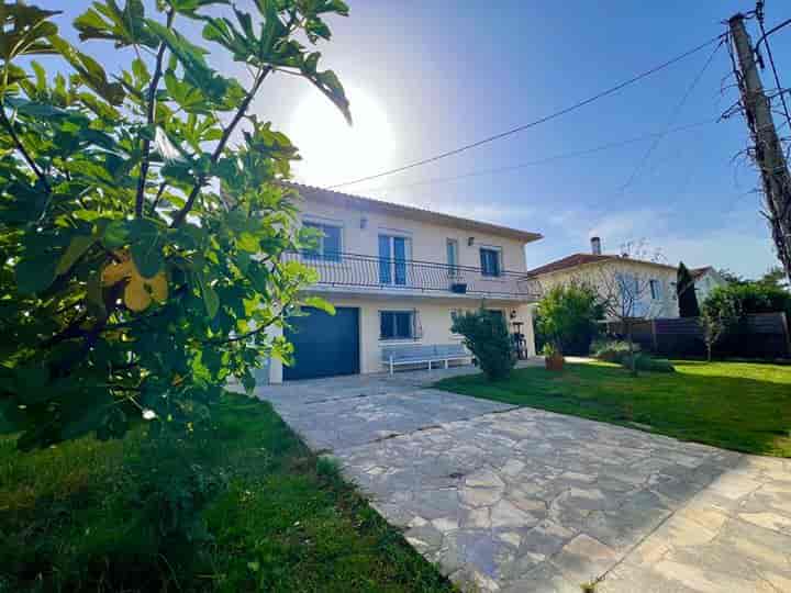 4 bedrooms house for sale in VILLENEUVE SUR LOT, France