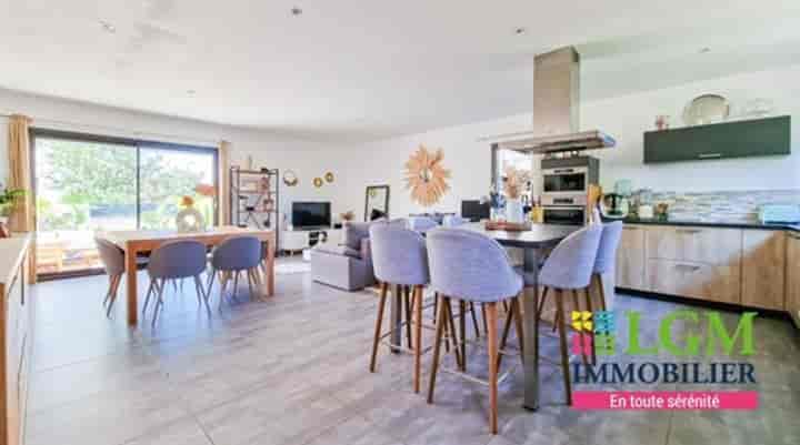 2 bedrooms house for sale in Clarensac, France