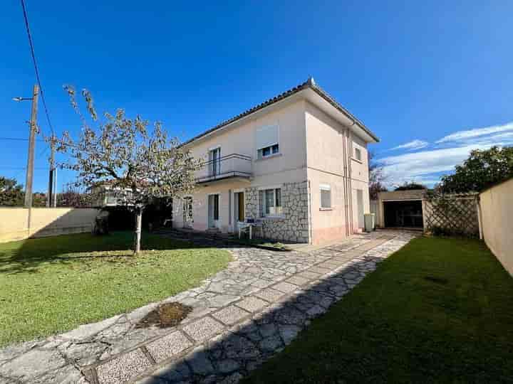 4 bedrooms house for sale in Villeneuve sur Lot, France