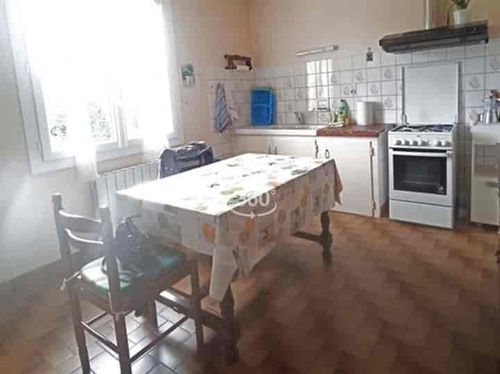 2 bedrooms other for sale in Casteljaloux, France