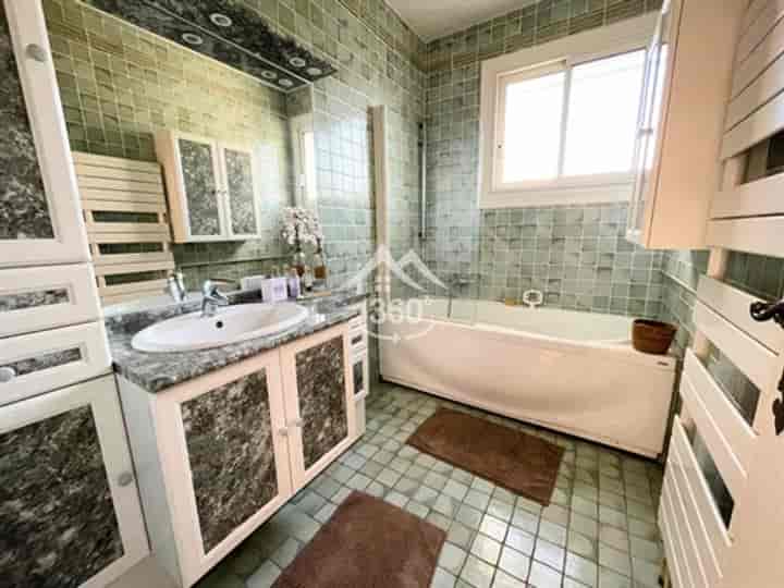 3 bedrooms house for sale in Casteljaloux, France