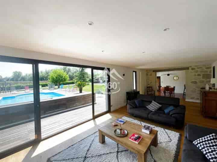 3 bedrooms other for sale in Villefranche-du-Queyran, France