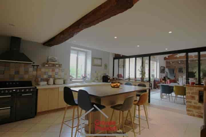 4 bedrooms house for sale in Cluny, France