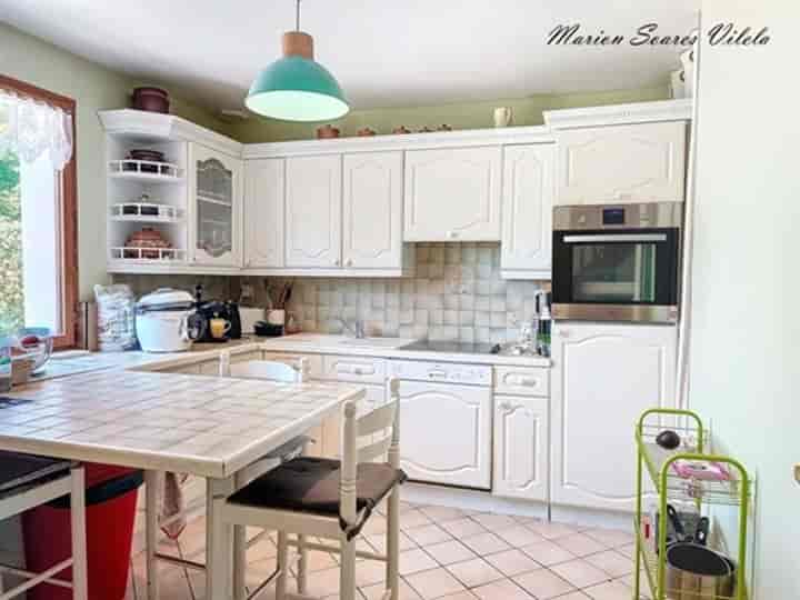 4 bedrooms house for sale in Courtomer, France